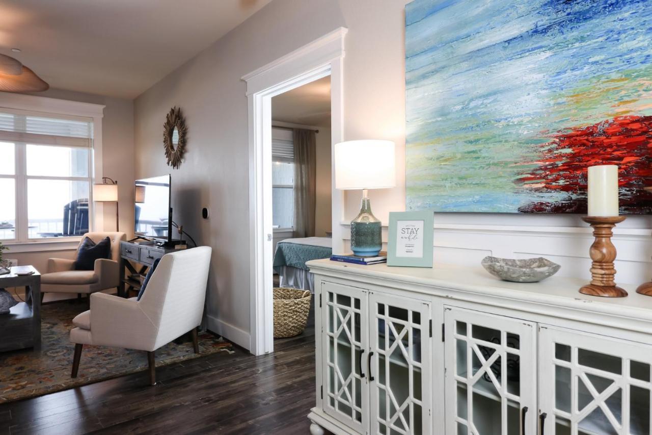 Beautiful Two-Bedroom With Bay Views In The Lovely Pointe West Resort Galveston Exterior foto