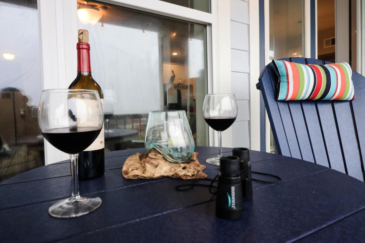 Beautiful Two-Bedroom With Bay Views In The Lovely Pointe West Resort Galveston Exterior foto